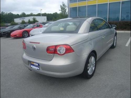 Volkswagen Eos 2009 photo 4