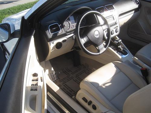Volkswagen Eos 2009 photo 1