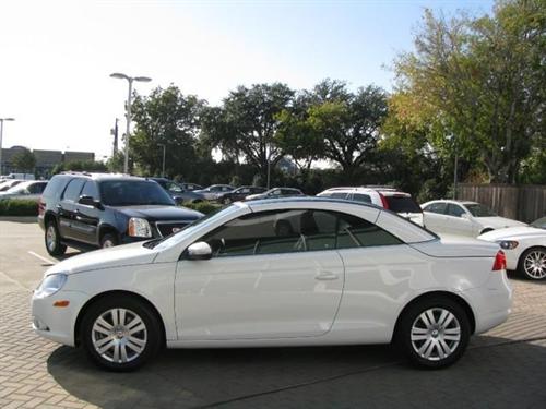 Volkswagen Eos 2009 photo 2