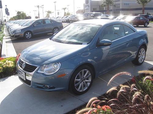 Volkswagen Eos 2009 photo 2