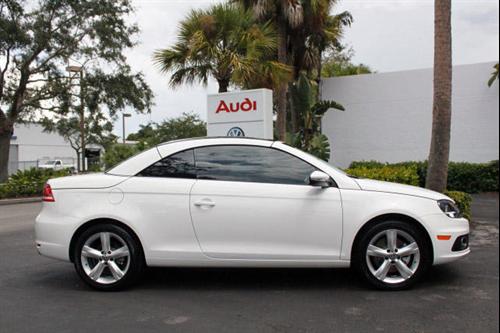 Volkswagen Eos 2012 photo 2