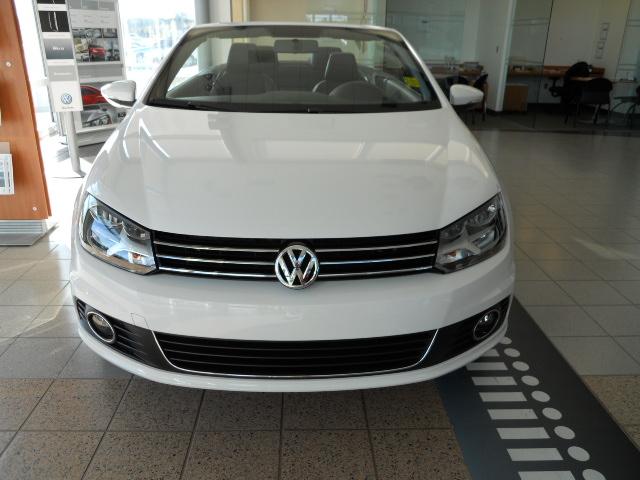 Volkswagen Eos 2012 photo 1