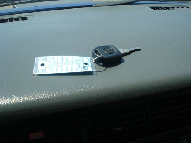 Volkswagen EuroVan 1999 photo 1