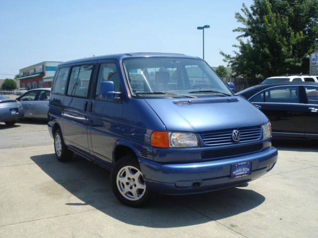 Volkswagen EuroVan 1999 photo 2