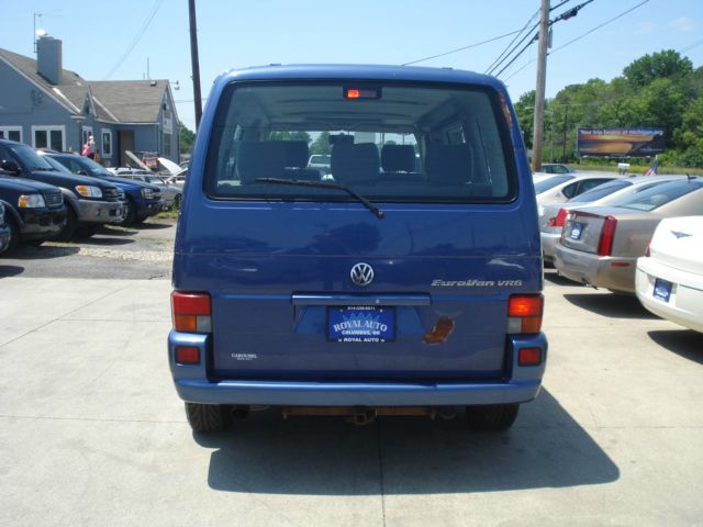 Volkswagen EuroVan 1999 photo 3