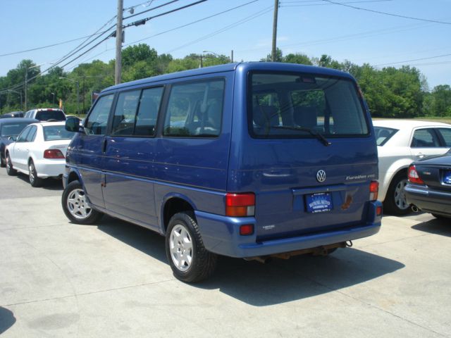 Volkswagen EuroVan 1999 photo 6