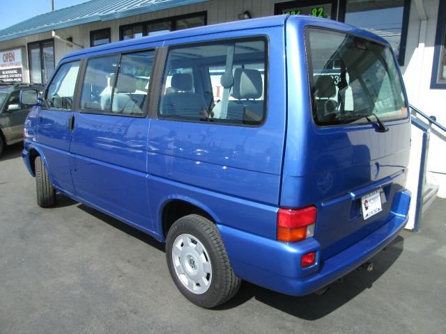 Volkswagen EuroVan 1999 photo 7