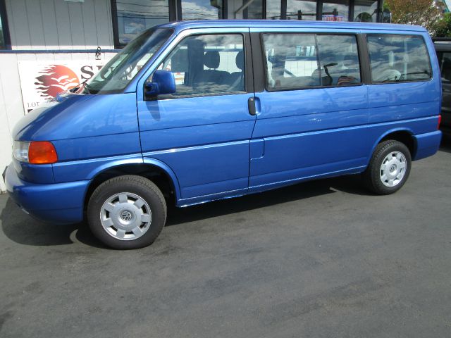 Volkswagen EuroVan 1999 photo 8