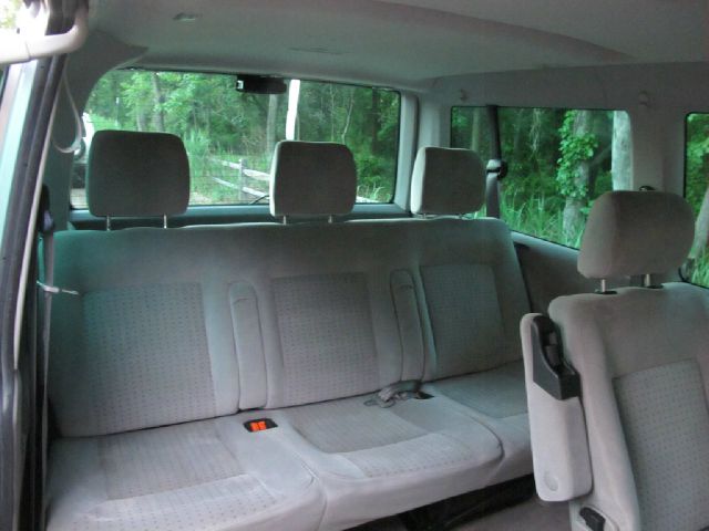 Volkswagen EuroVan 2001 photo 1