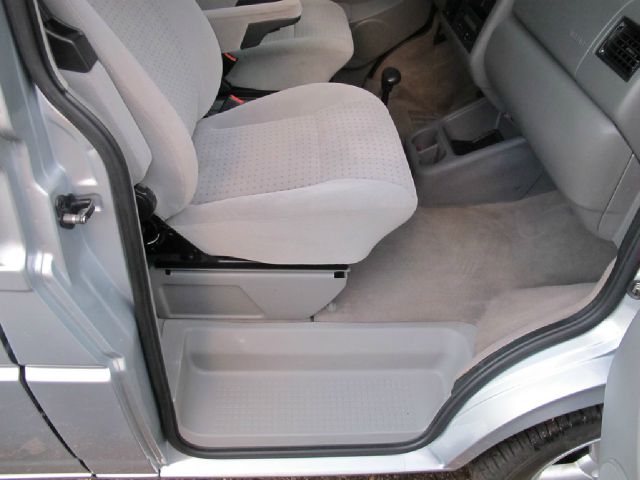 Volkswagen EuroVan 2001 photo 10