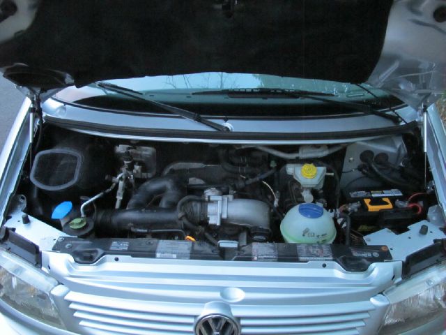 Volkswagen EuroVan 2001 photo 11