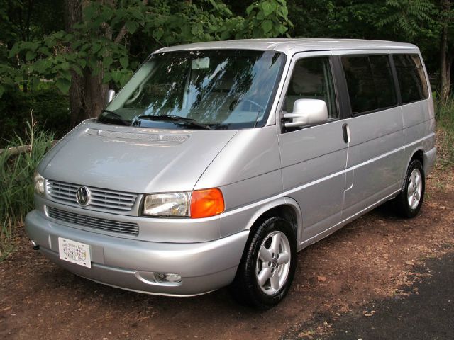 Volkswagen EuroVan 2001 photo 15