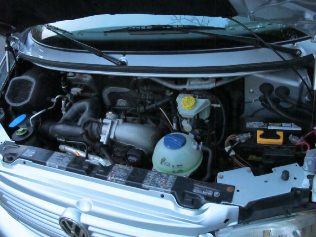 Volkswagen EuroVan 2001 photo 21