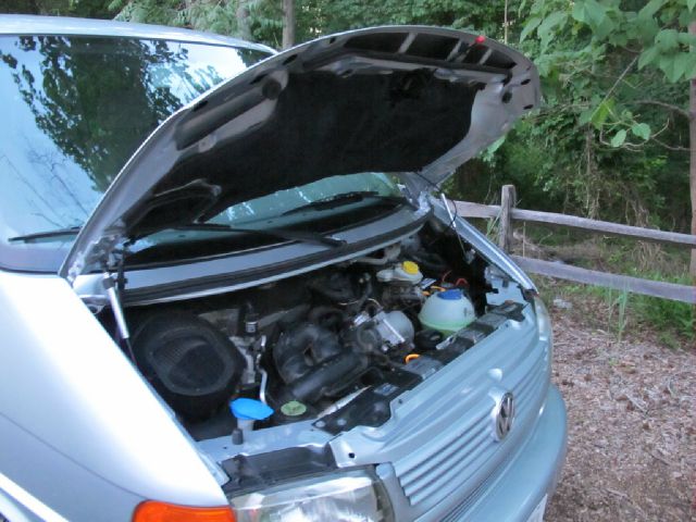 Volkswagen EuroVan 2001 photo 37