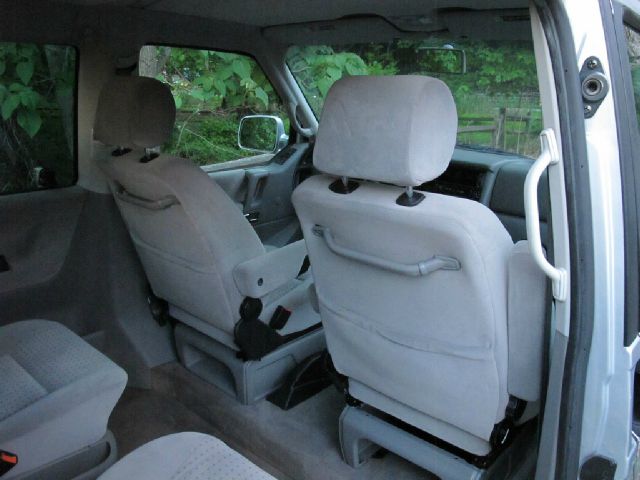 Volkswagen EuroVan 2001 photo 46