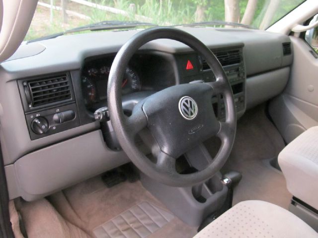 Volkswagen EuroVan 2001 photo 60