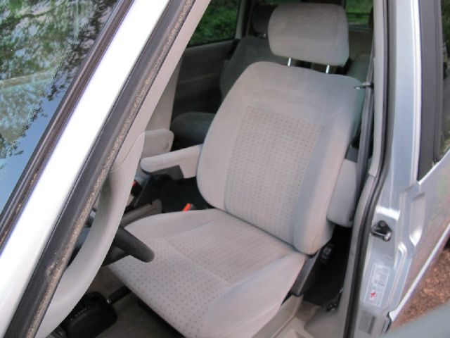 Volkswagen EuroVan 2001 photo 61