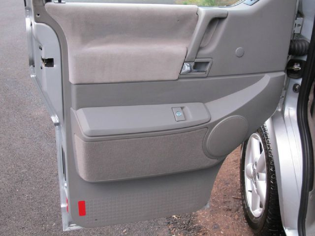 Volkswagen EuroVan 2001 photo 66