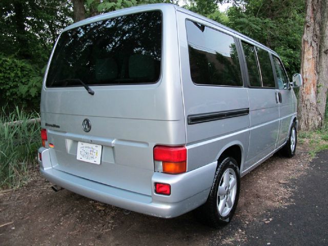 Volkswagen EuroVan 2001 photo 76
