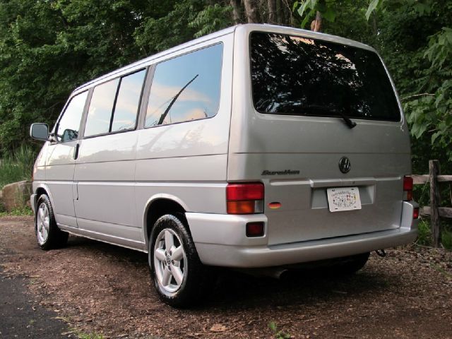 Volkswagen EuroVan 2001 photo 80