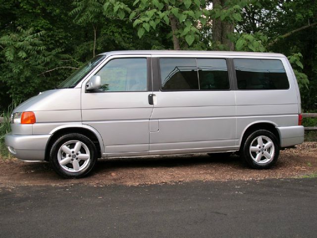 Volkswagen EuroVan 2001 photo 87