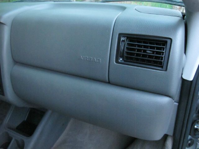 Volkswagen EuroVan 2001 photo 98