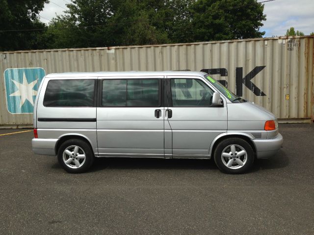 Volkswagen EuroVan 2001 photo 2