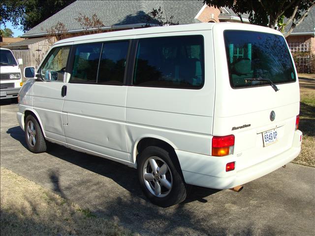 Volkswagen EuroVan 2001 photo 3