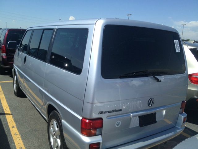 Volkswagen EuroVan Deluxe Sport MiniVan