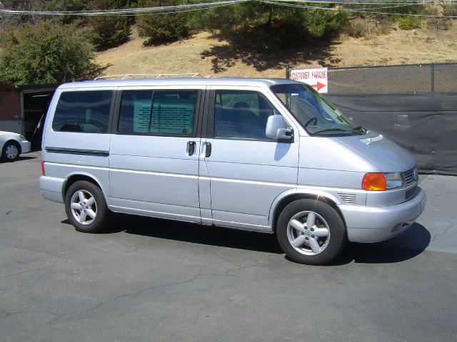 Volkswagen EuroVan FWD 4dr Sport MiniVan