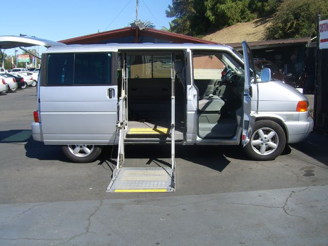 Volkswagen EuroVan 2001 photo 2