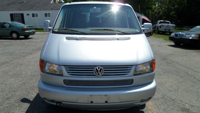 Volkswagen EuroVan 2001 photo 3