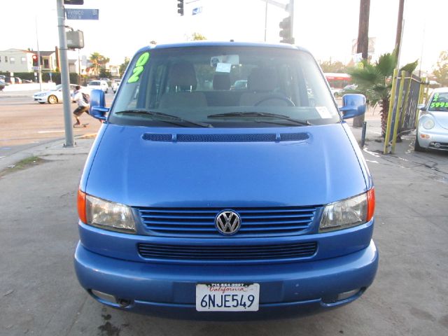 Volkswagen EuroVan 2002 photo 2