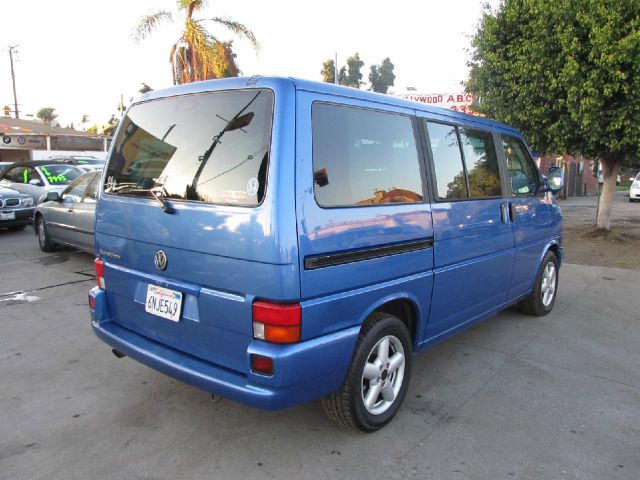 Volkswagen EuroVan 2002 photo 3