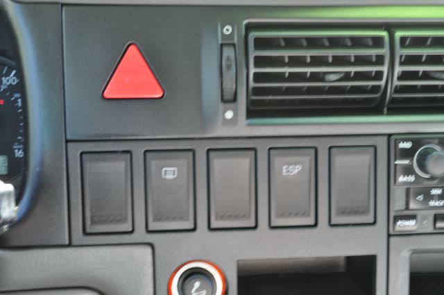 Volkswagen EuroVan 2003 photo 14