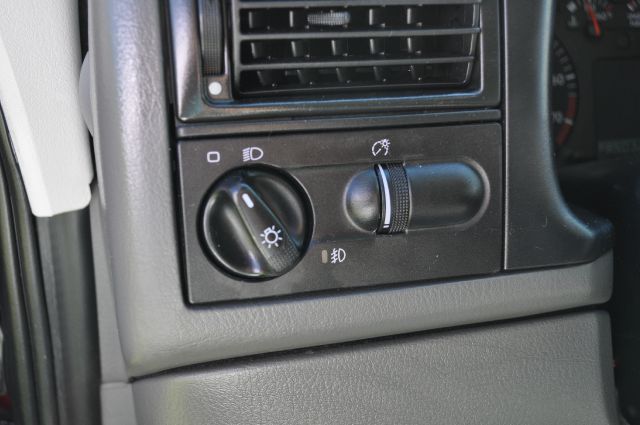 Volkswagen EuroVan 2003 photo 24