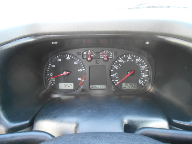 Volkswagen EuroVan 2003 photo 2