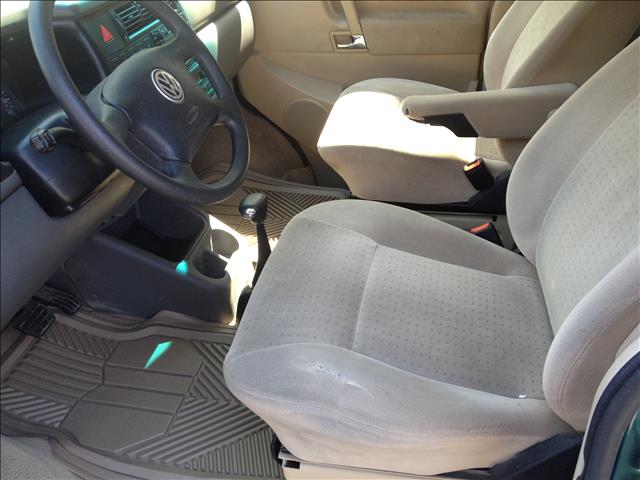 Volkswagen EuroVan 2003 photo 4