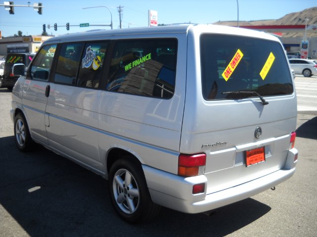 Volkswagen EuroVan 2003 photo 4