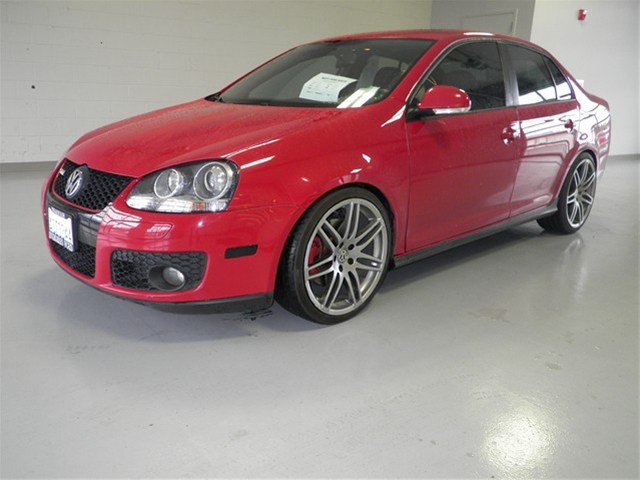 Volkswagen GLI Base Unspecified