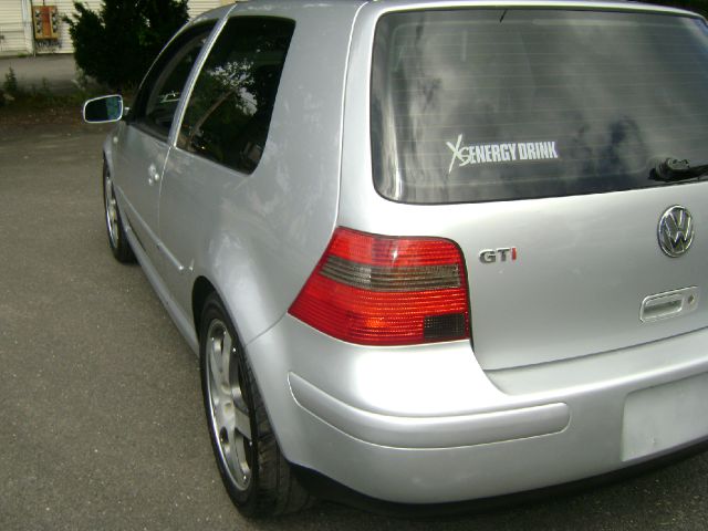 Volkswagen GTI 2001 photo 4