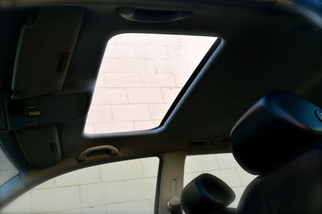 Volkswagen GTI 2002 photo 1