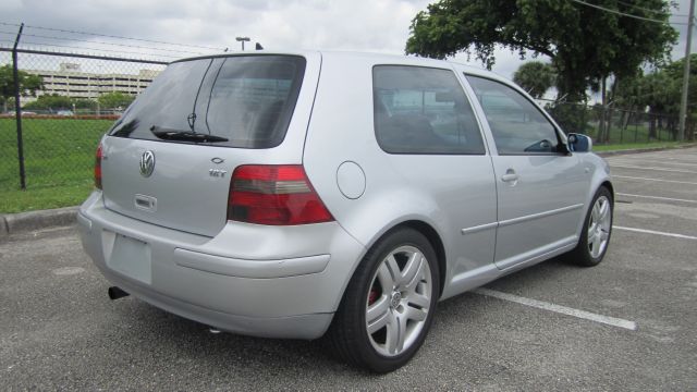 Volkswagen GTI 2002 photo 2