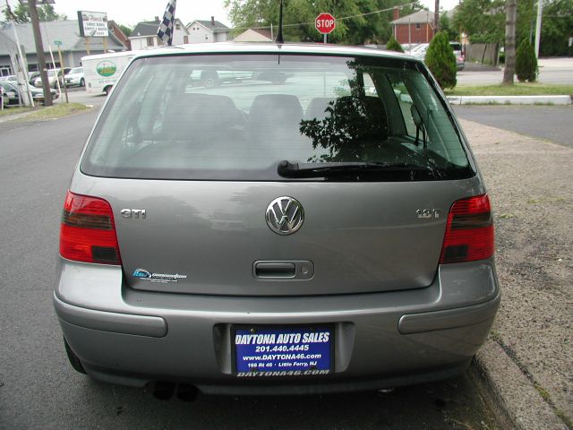 Volkswagen GTI 2005 photo 20
