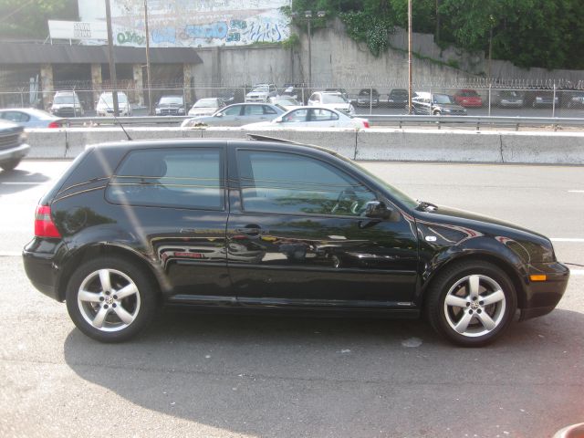 Volkswagen GTI 2005 photo 21