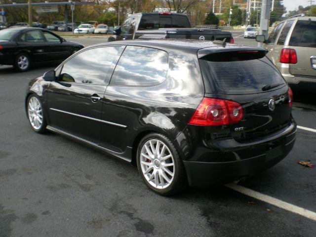 Volkswagen GTI 2006 photo 2