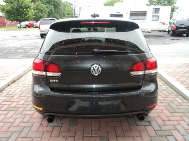 Volkswagen GTI Wagon SE Hatchback