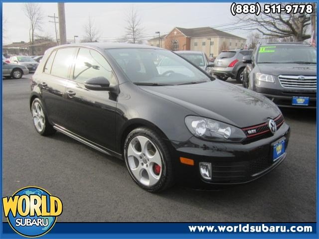 Volkswagen GTI 2010 photo 1