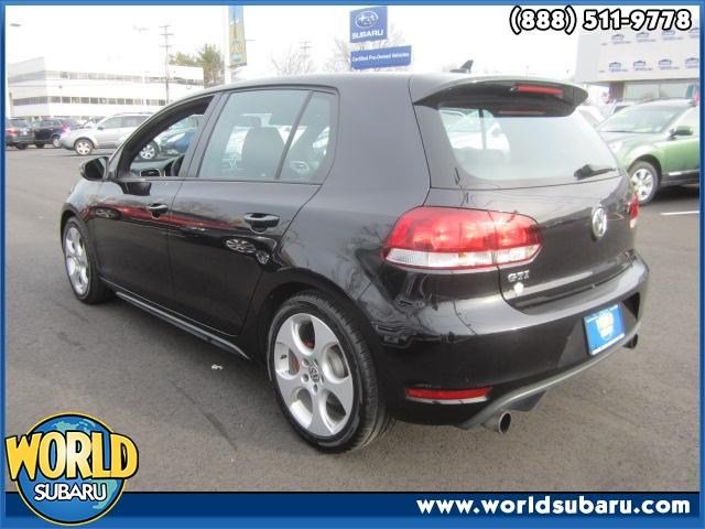 Volkswagen GTI 2010 photo 5