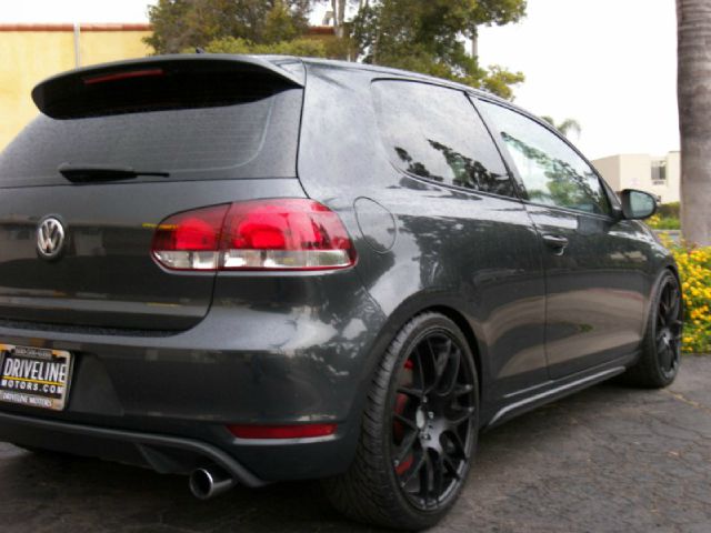 Volkswagen GTI XLE W/moon-roof Hatchback